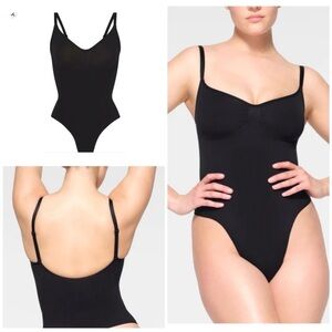 SKIMS Seamless Sculpting Thong Bodysuit
